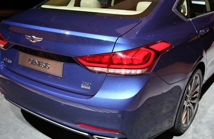 Hyundai Genesis  sedan mới ra mắt tại Hàn Quốc
